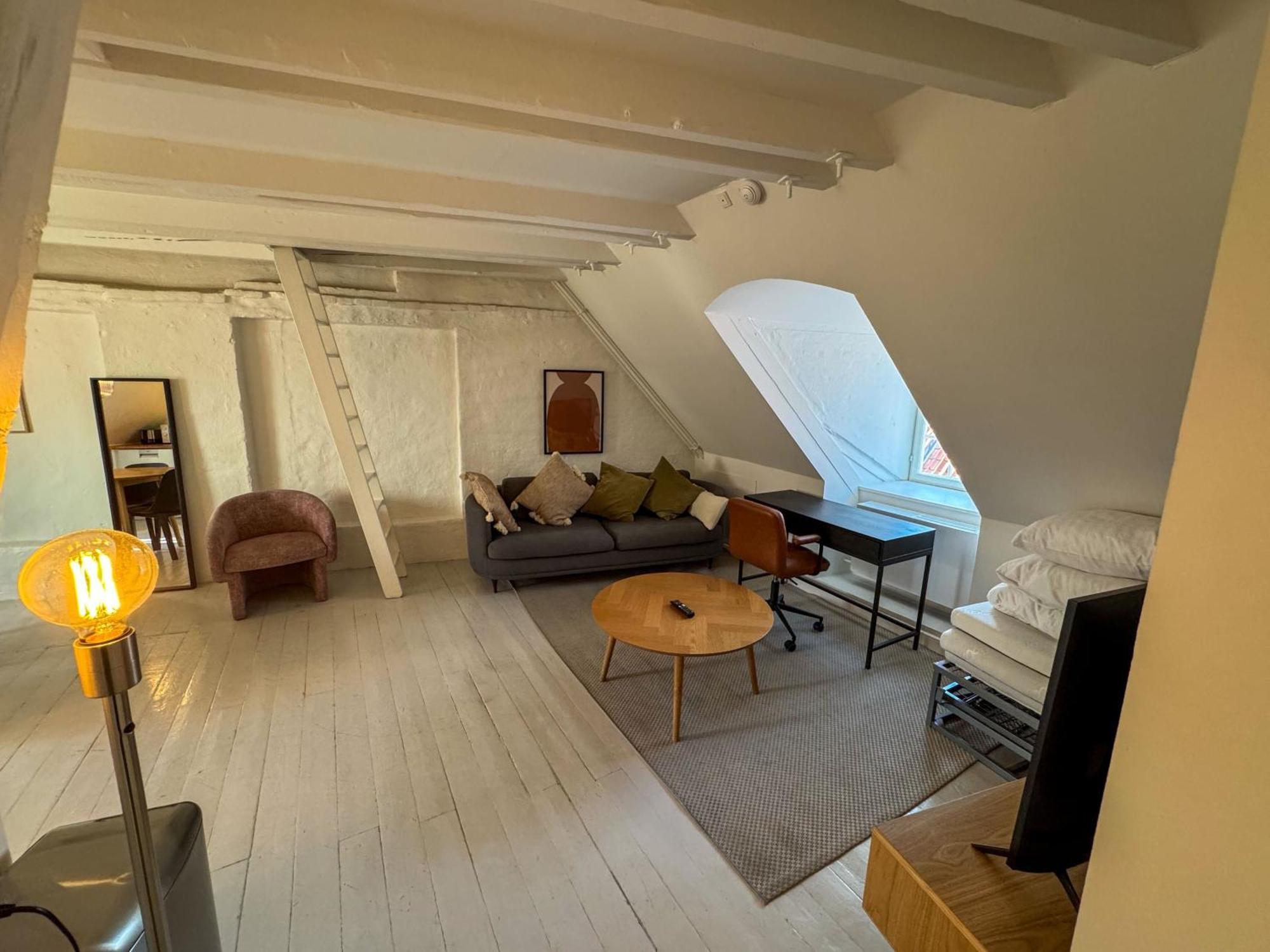 Cozy Apartments In Heart Of Copenhagen Near Stroget & Hojbro Plads Exteriör bild